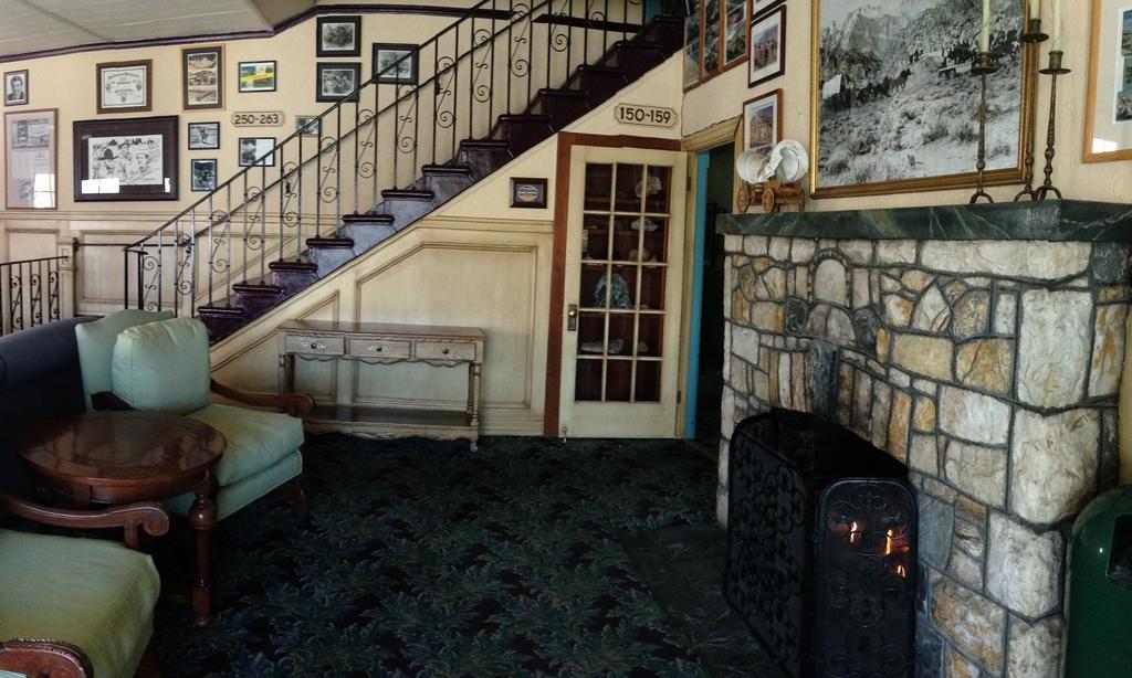 Historic Dow Hotel Lone Pine Bagian luar foto
